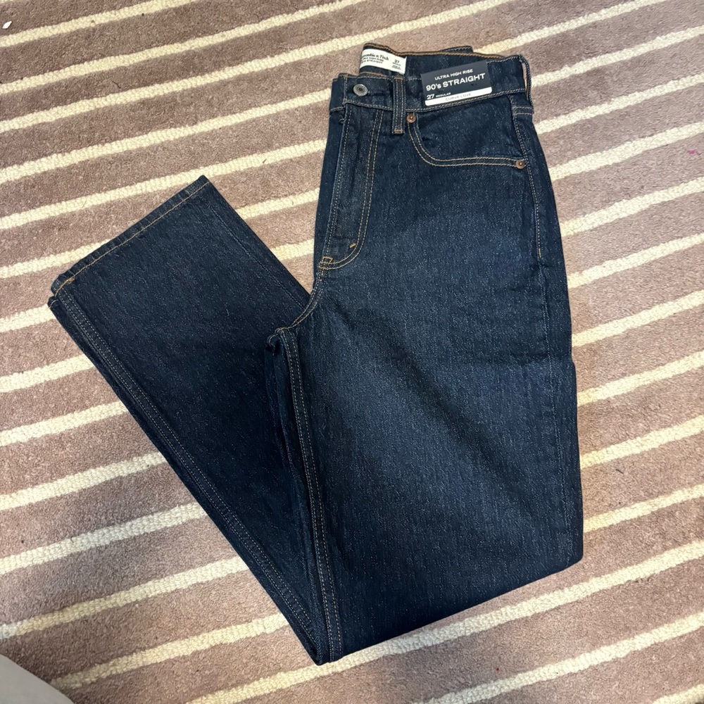 NWT Abercrombie & Fitch Straight Jeans - Dark Indigo
